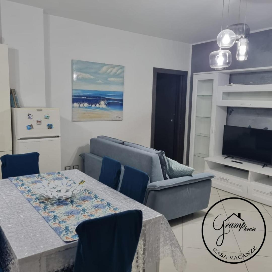 Gramp House Casa Vacanze 첼로레 외부 사진